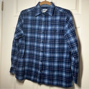 PENDELTON 100% Wool Vintage Blue Plaid Button-Up Flannel Shirt Size Medium